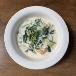 時短なのに本格味！炊飯器で作る鶏モモとキャベツの簡単トマト煮